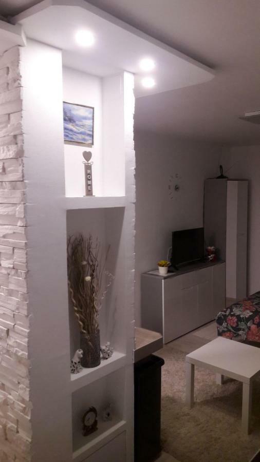 Studio Apartman Marija Загреб Экстерьер фото